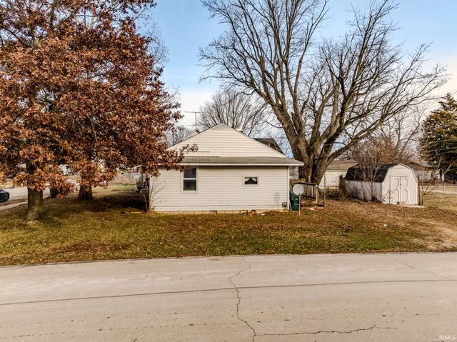 2920 S Vine Street, Muncie, IN 47302