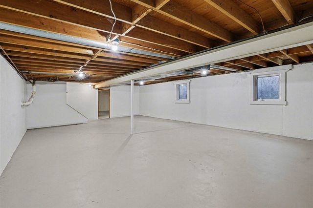 16172 Brookwood Drive, Buchanan, MI 49107