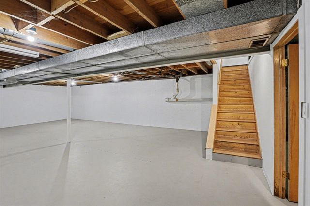 16172 Brookwood Drive, Buchanan, MI 49107