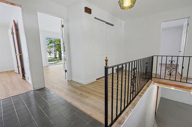 16172 Brookwood Drive, Buchanan, MI 49107