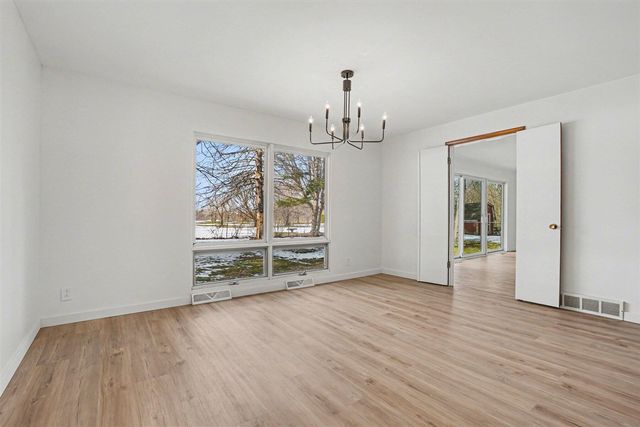 16172 Brookwood Drive, Buchanan, MI 49107