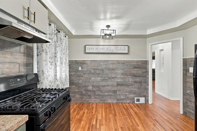 7544 Fisher Avenue, Warren, MI 48091