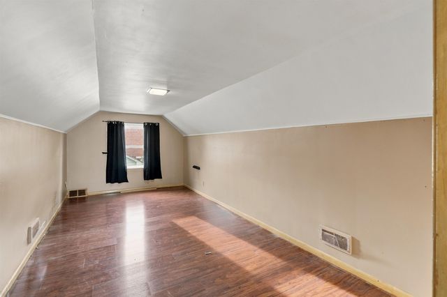 7544 Fisher Avenue, Warren, MI 48091