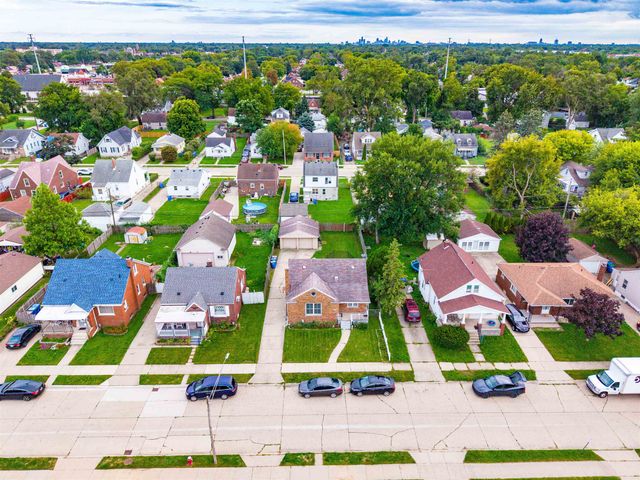 7544 Fisher Avenue, Warren, MI 48091