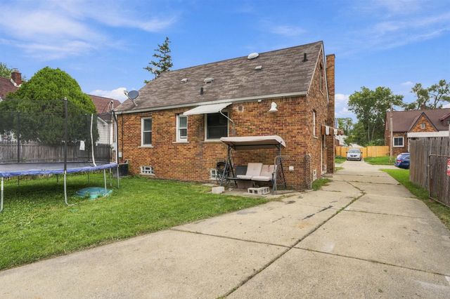 7544 Fisher Avenue, Warren, MI 48091
