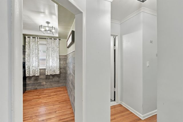 7544 Fisher Avenue, Warren, MI 48091