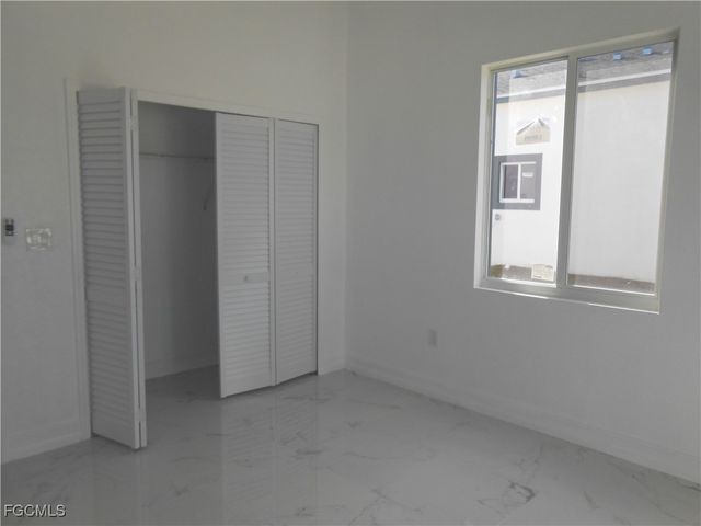 3510 2nd ST W, Lehigh Acres, FL 33971