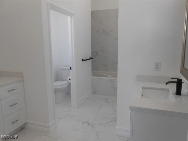 3510 2nd ST W, Lehigh Acres, FL 33971