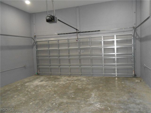 3510 2nd ST W, Lehigh Acres, FL 33971