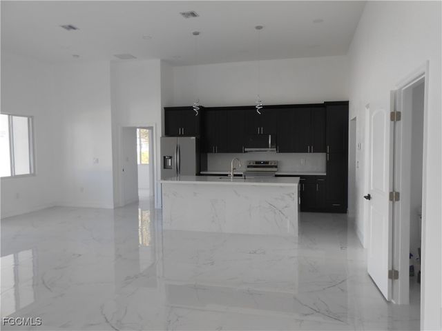 3510 2nd ST W, Lehigh Acres, FL 33971