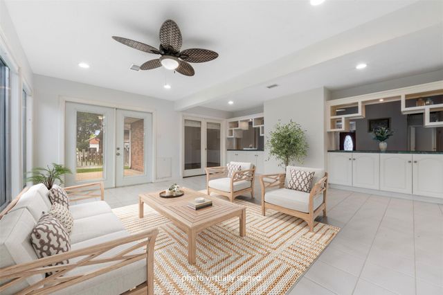 706 Rosefield Court, Pearland, TX 77584