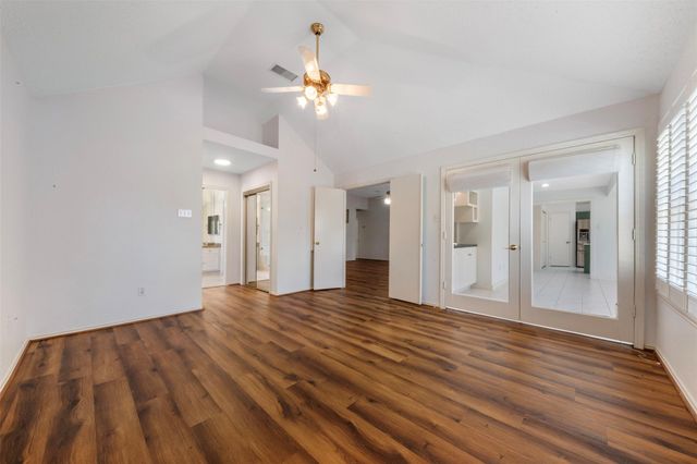 706 Rosefield Court, Pearland, TX 77584