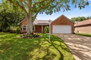 706 Rosefield Court, Pearland, TX 77584