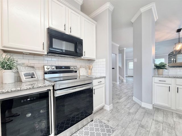 13314 Hidden Valley Drive, Montgomery, TX 77356