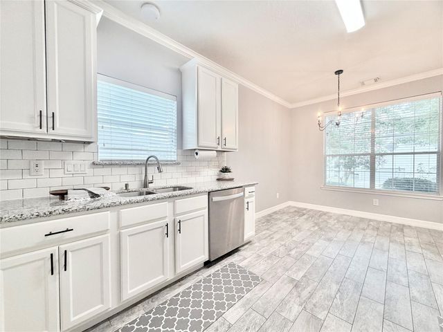 13314 Hidden Valley Drive, Montgomery, TX 77356