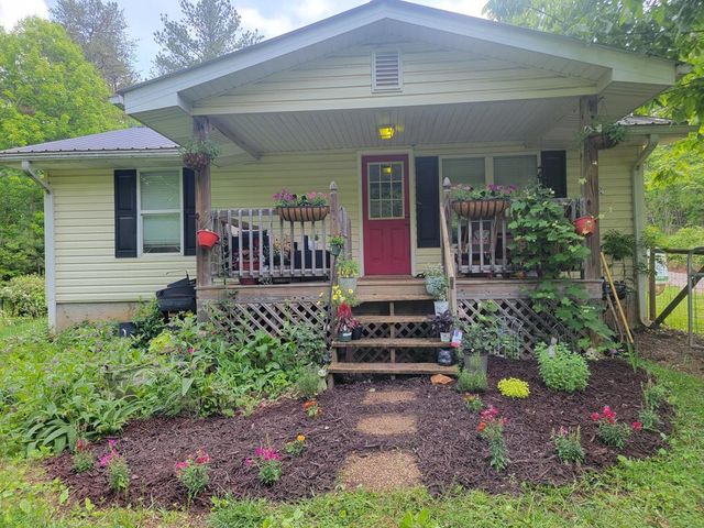 65 Black Oak Ridge Road, Blue Ridge, GA 30513