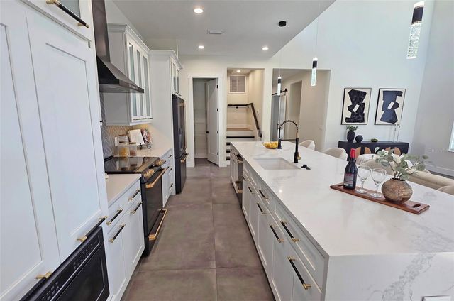 2475 BAY STREET, Sarasota, FL 34237