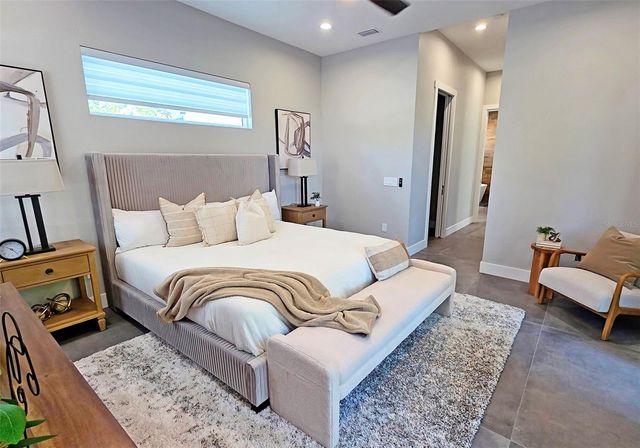 2475 BAY STREET, Sarasota, FL 34237