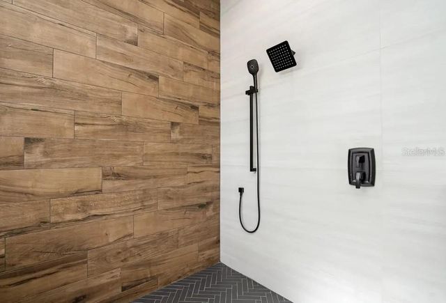 2475 BAY STREET, Sarasota, FL 34237