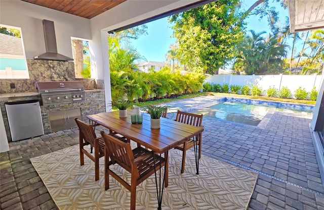 2475 BAY STREET, Sarasota, FL 34237