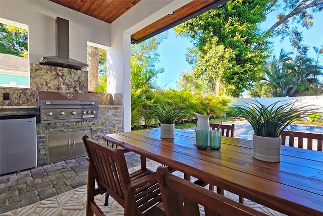 2475 BAY STREET, Sarasota, FL 34237