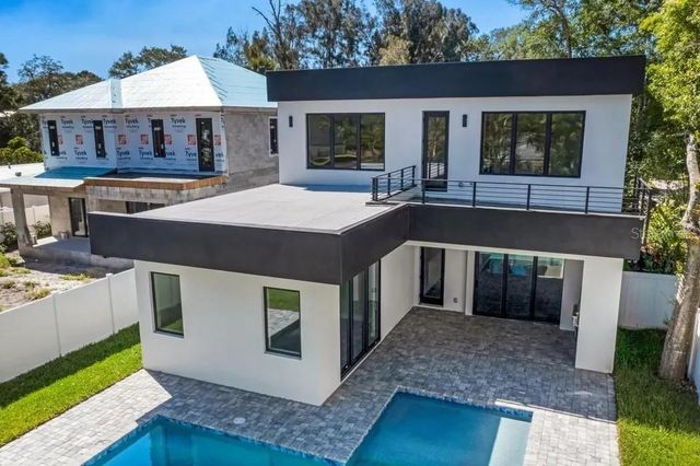 2475 BAY STREET, Sarasota, FL 34237