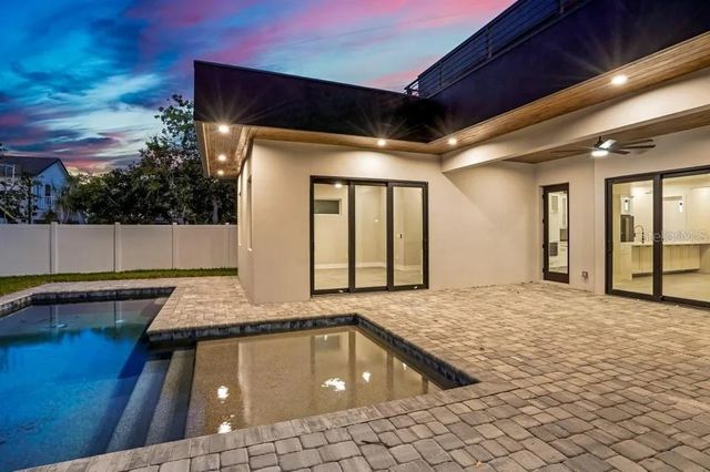 2475 BAY STREET, Sarasota, FL 34237