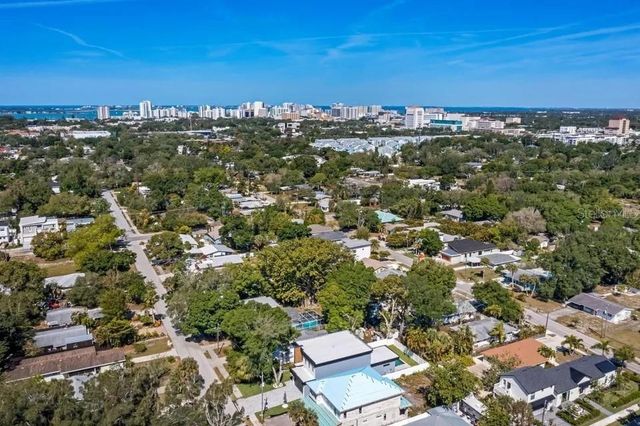 2475 BAY STREET, Sarasota, FL 34237