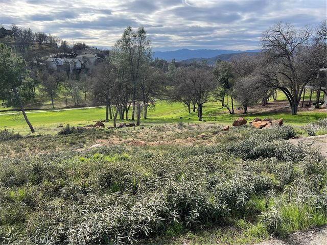 20073 Powder Horn Road, Hidden Valley Lake, CA 95467