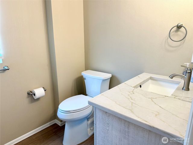 11049 18th Avenue SW, Seattle, WA 98146