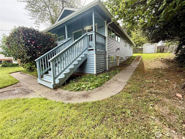 11049 18th Avenue SW, Seattle, WA 98146