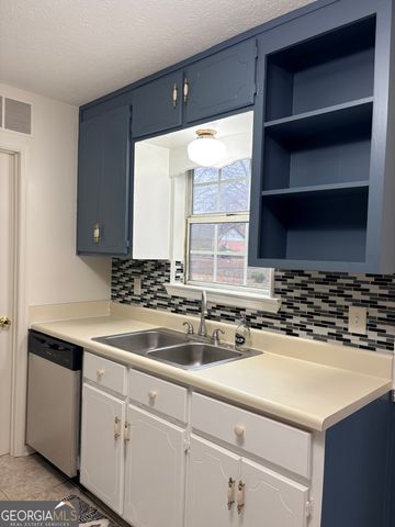 16 Gray Rock Drive NW, Rome, GA 30165