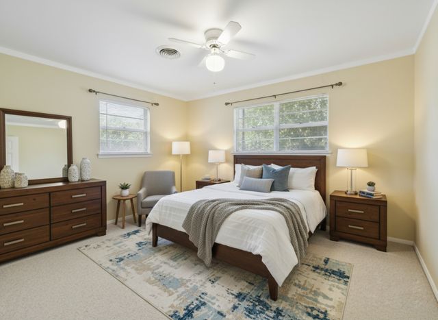 2005 Maplewood Drive, Gainesville, TX 76240