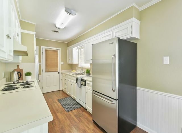 2005 Maplewood Drive, Gainesville, TX 76240