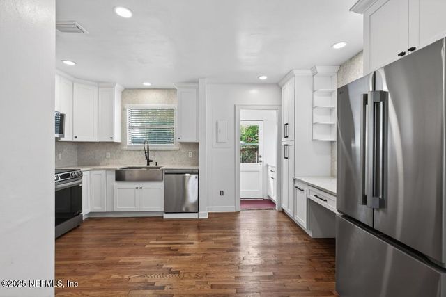 2212 REDFERN Road, Jacksonville, FL 32207