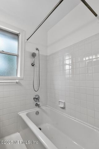 2212 REDFERN Road, Jacksonville, FL 32207