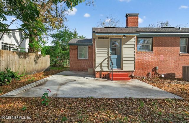 2212 REDFERN Road, Jacksonville, FL 32207