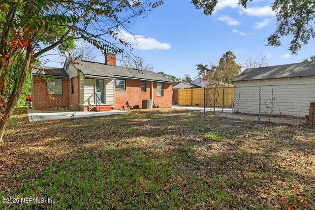 2212 REDFERN Road, Jacksonville, FL 32207