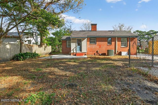 2212 REDFERN Road, Jacksonville, FL 32207