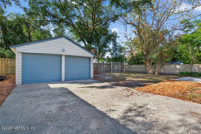2212 REDFERN Road, Jacksonville, FL 32207