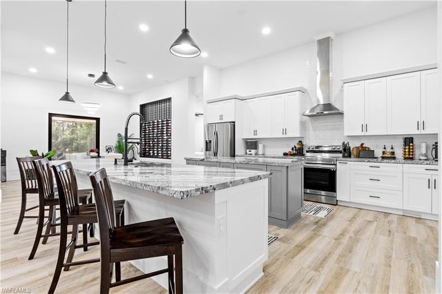 1810 SW 42nd ST, Cape Coral, FL 33914