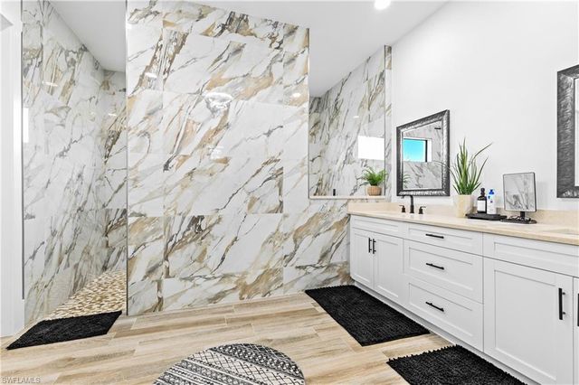 1810 SW 42nd ST, Cape Coral, FL 33914