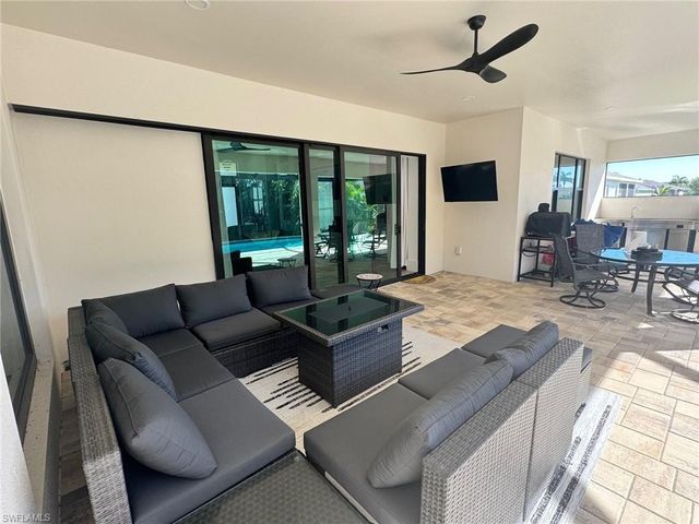 1810 SW 42nd ST, Cape Coral, FL 33914