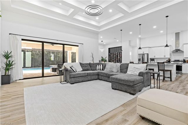 1810 SW 42nd ST, Cape Coral, FL 33914