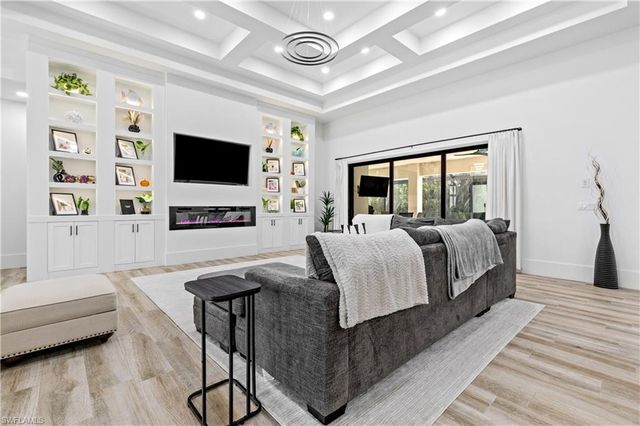 1810 SW 42nd ST, Cape Coral, FL 33914