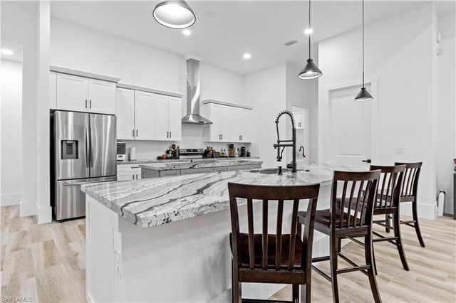 1810 SW 42nd ST, Cape Coral, FL 33914