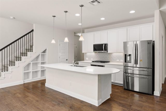 1051 Kenney Fort XING 63, Round Rock, TX 78665