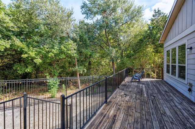 1051 Kenney Fort XING 63, Round Rock, TX 78665