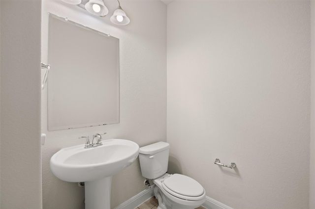 1051 Kenney Fort XING 63, Round Rock, TX 78665