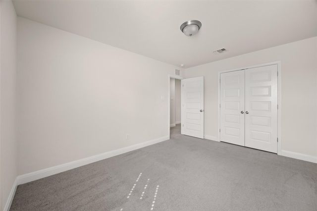 1051 Kenney Fort XING 63, Round Rock, TX 78665